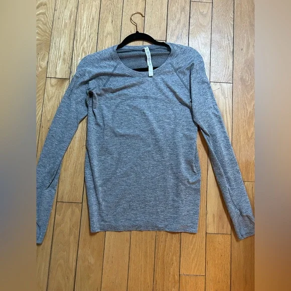 Lululemon Swiftly Tech 2.0 Gray Long Sleeve - Picture 2 of 3